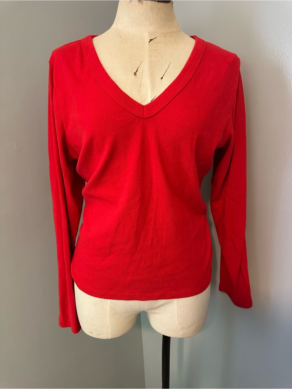 Old Navy Red V-Neck Long Sleeve Tee